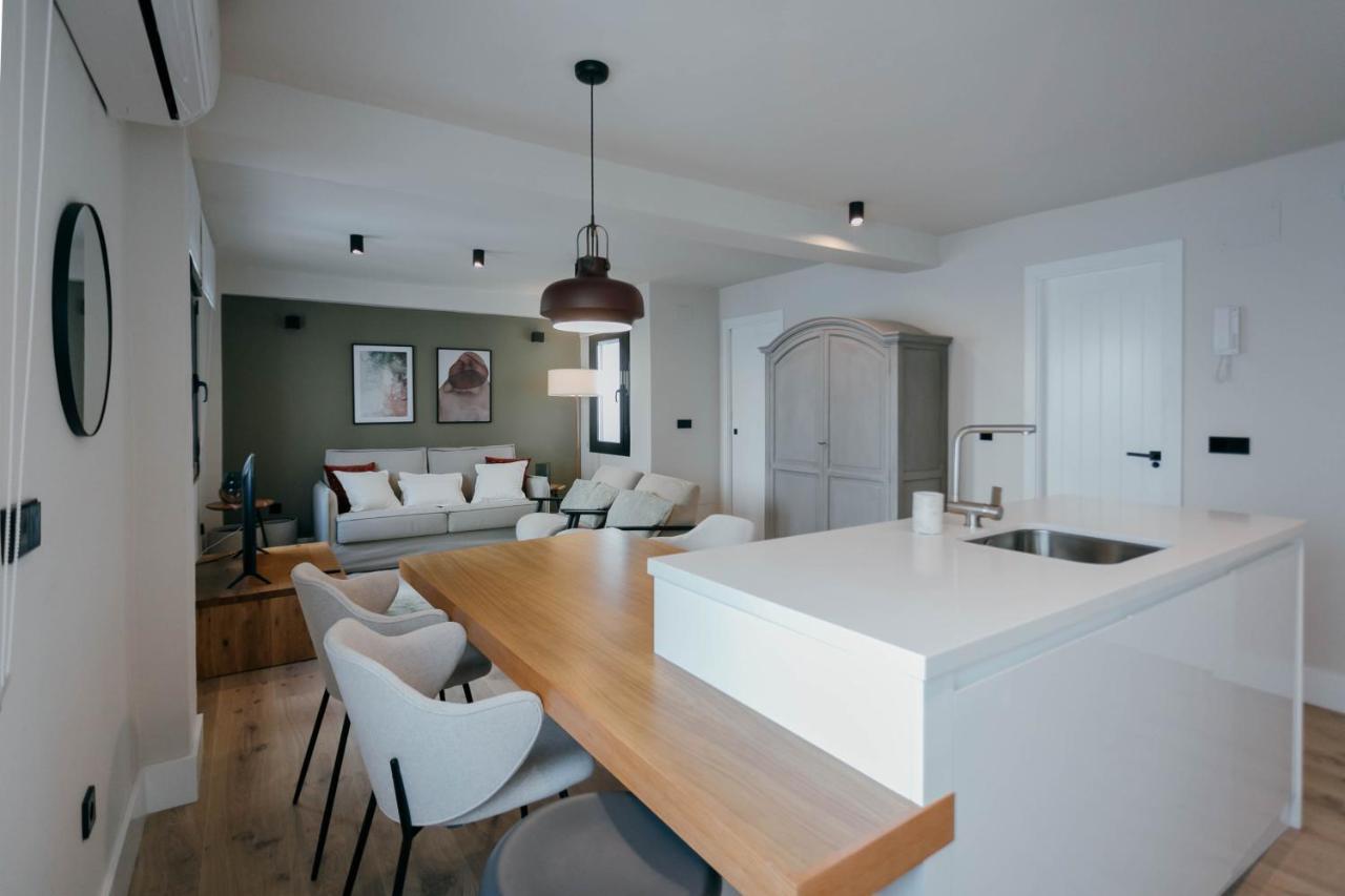 Elegant And Luxury 2Bd 2Bth- Alfalfa セビリア エクステリア 写真