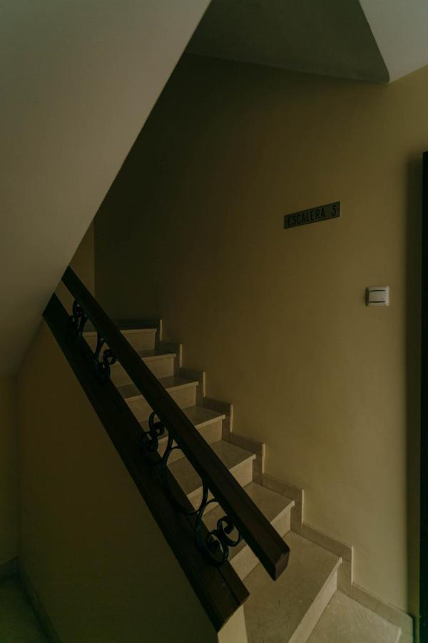 Elegant And Luxury 2Bd 2Bth- Alfalfa セビリア エクステリア 写真