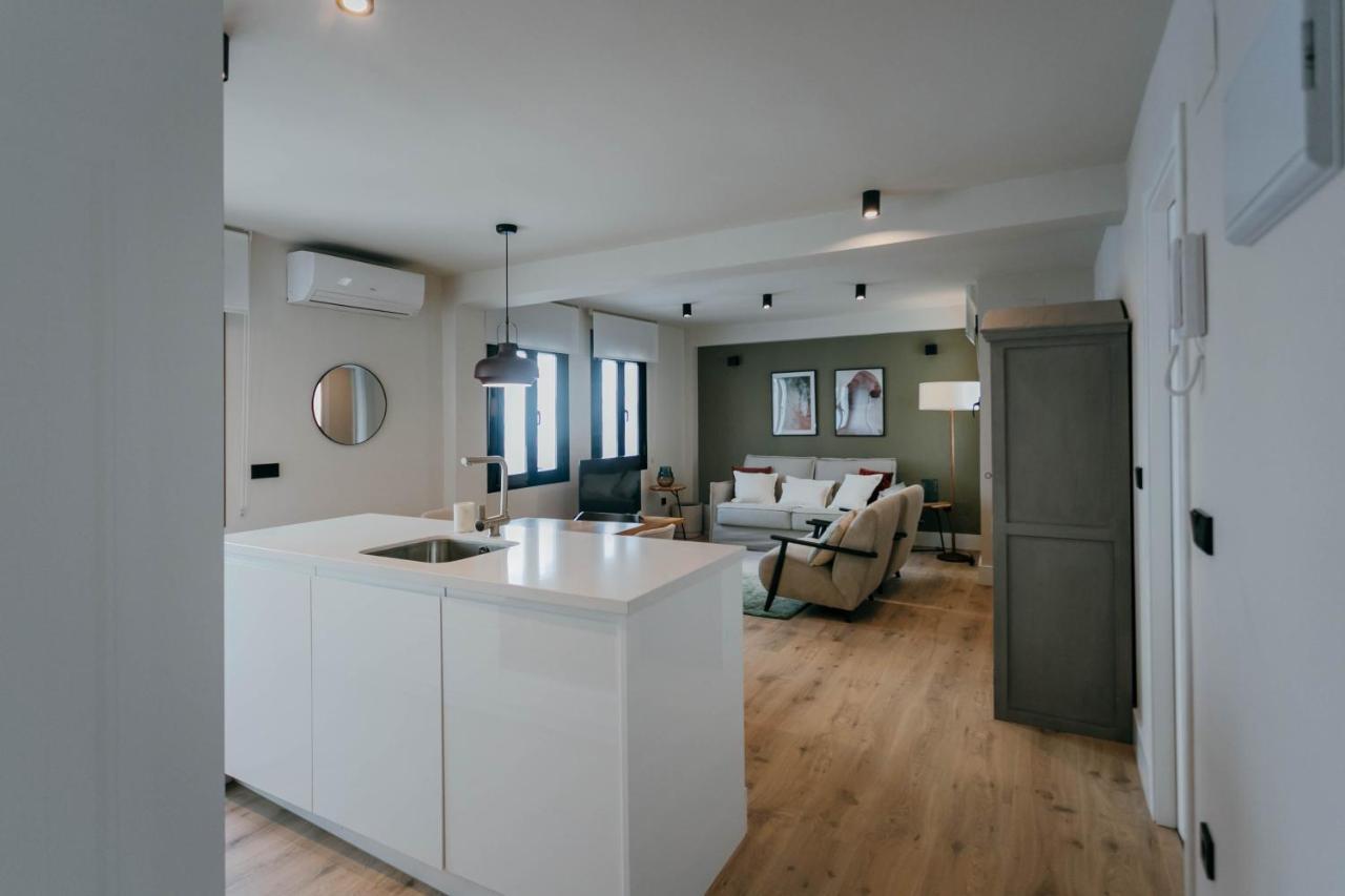 Elegant And Luxury 2Bd 2Bth- Alfalfa セビリア エクステリア 写真