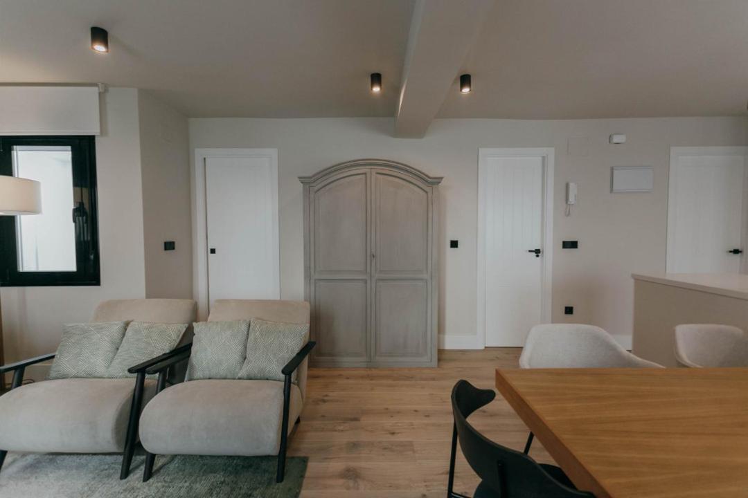 Elegant And Luxury 2Bd 2Bth- Alfalfa セビリア エクステリア 写真